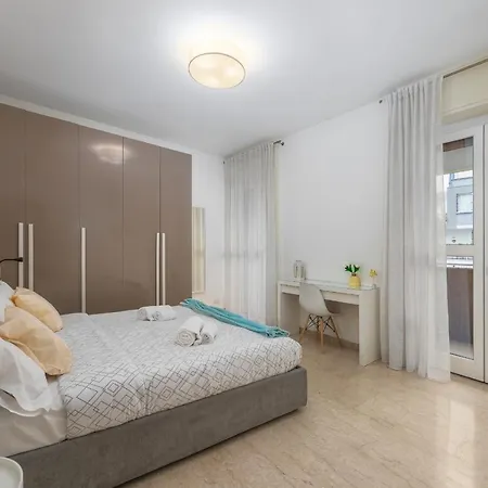 Daire Niguarda-zara Xxl Home,two Balconies,wifi,family *