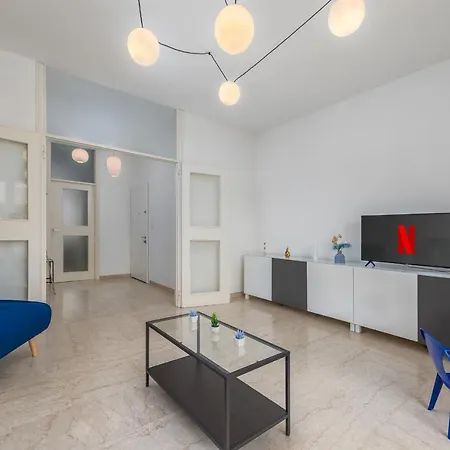 Niguarda-zara Xxl Home,two Balconies,wifi,family
